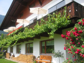 Отель Haus Alpenglühn, Заутенс